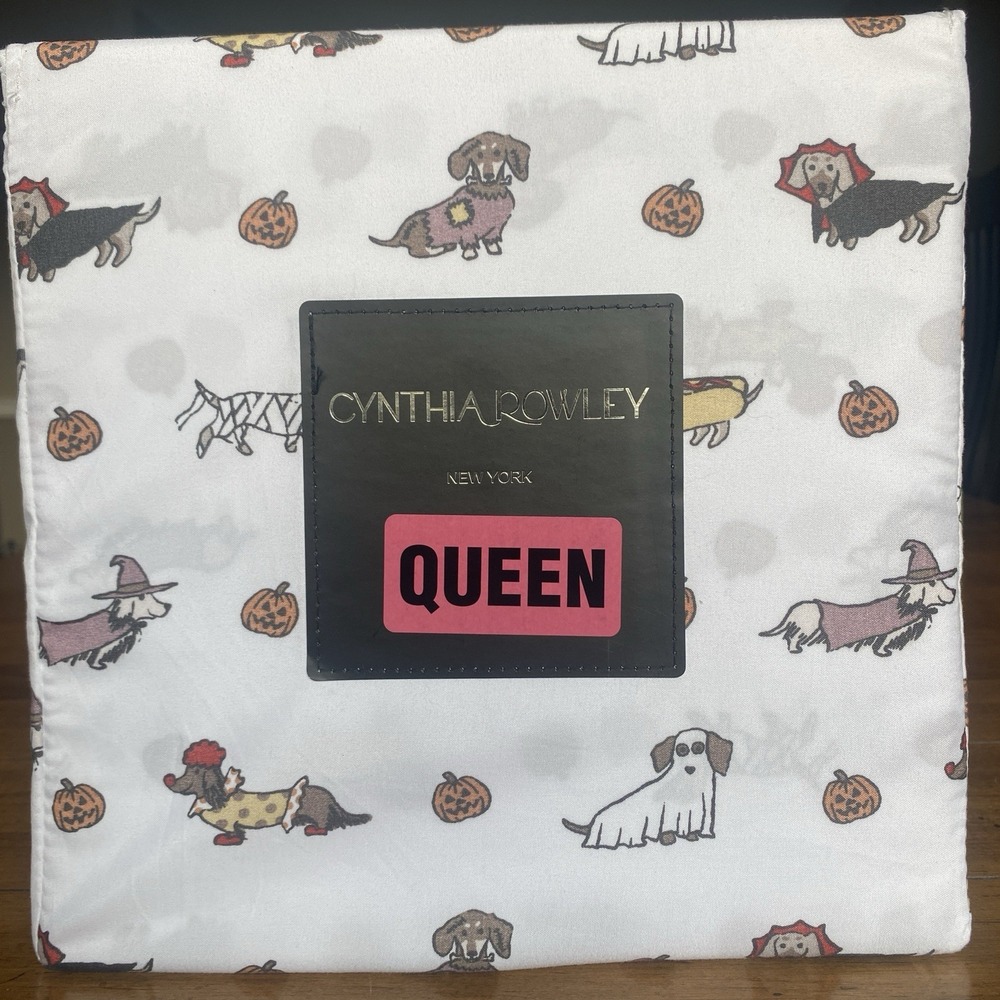 Cynthia Rowley Queen Sheet Set Halloween Dachshund Weiner Dog Costume Pumpkin - Picture 1 of 6